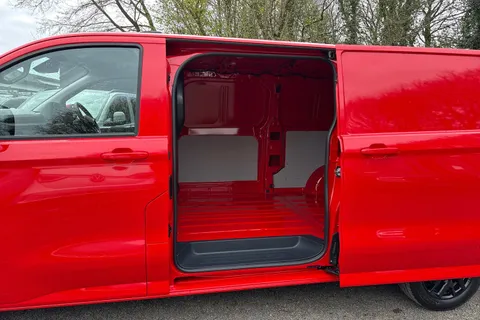 PK26UEB Volkswagen Transporter 2.0 TDI 150 Commerce Pro Van 4MOTION Auto Thumbnail #37