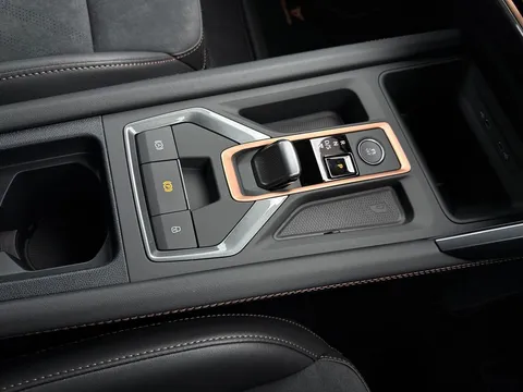 20 of 48 for CUPRA Leon 1.5 eTSI 150 V2 5dr ** DELIVERY MILEAGE**