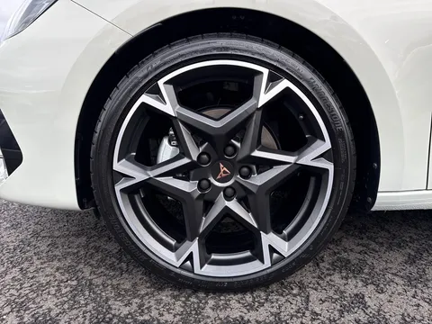 22 of 48 for CUPRA Leon 1.5 eTSI 150 V2 5dr ** DELIVERY MILEAGE**