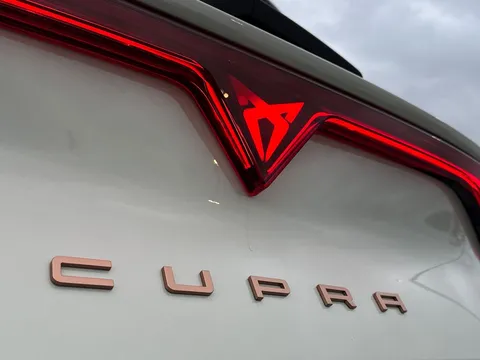25 of 48 for CUPRA Leon 1.5 eTSI 150 V2 5dr ** DELIVERY MILEAGE**