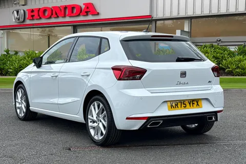 KR75YFX SEAT Ibiza 1.0 TSI FR DSG Euro 6 (s/s) 5dr Thumbnail #3