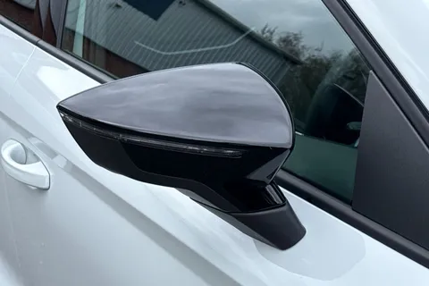 KR75YFX SEAT Ibiza 1.0 TSI FR DSG Euro 6 (s/s) 5dr Thumbnail #12