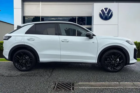  Volkswagen T-Roc 1.5 eTSI MHEV R-Line DSG Euro 6 (s/s) 5dr Thumbnail #4