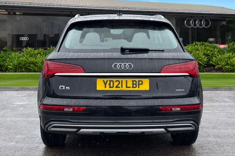 YD21LBP Audi Q5 Sport 45 TFSI quattro 265 PS S tronic Thumbnail #5
