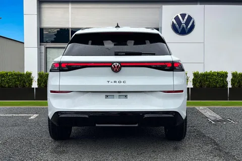  Volkswagen T-Roc 1.5 eTSI MHEV R-Line DSG Euro 6 (s/s) 5dr Thumbnail #5