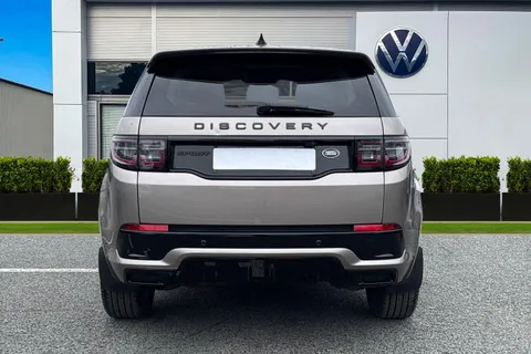 4 of 62 for Land Rover Discovery Sport 2.0 D200 MHEV R-Dynamic HSE Auto 4WD Euro 6 (s/s) 5dr
