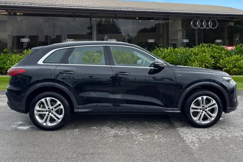 PJ75AAX Audi Q5 SUV Sport e-hybrid quattro 299 PS S tronic Thumbnail #4