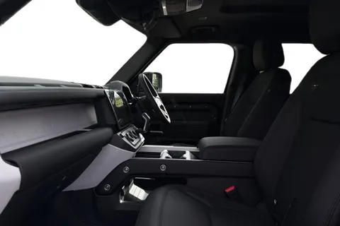  Land Rover Defender 110 3.0 D250 MHEV X-Dynamic SE Auto 4WD Euro 6 (s/s) 5dr Thumbnail #4