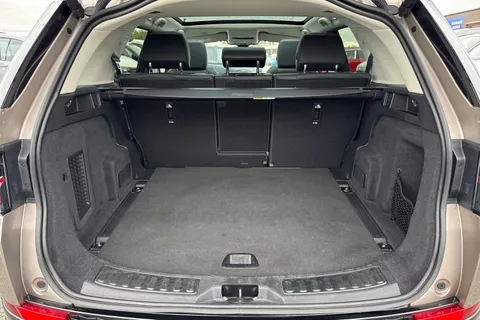 7 of 62 for Land Rover Discovery Sport 2.0 D200 MHEV R-Dynamic HSE Auto 4WD Euro 6 (s/s) 5dr