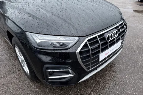 YD21LBP Audi Q5 Sport 45 TFSI quattro 265 PS S tronic Thumbnail #9