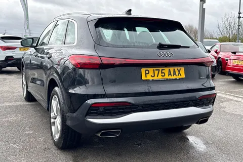 PJ75AAX Audi Q5 SUV Sport e-hybrid quattro 299 PS S tronic Thumbnail #8