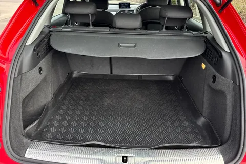 YY18RXH Audi Q3 1.4 TFSI CoD Sport Euro 6 (s/s) 5dr Thumbnail #8