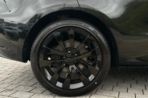  Land Rover Range Rover Sport 3.0 D300 MHEV Dynamic SE Auto 4WD Euro 6 (s/s) 5dr Thumbnail #9