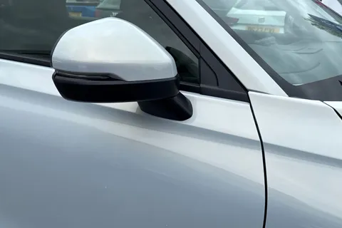 KW73WBO Honda HR-V 1.5 eHEV Elegance 5dr CVT Thumbnail #12