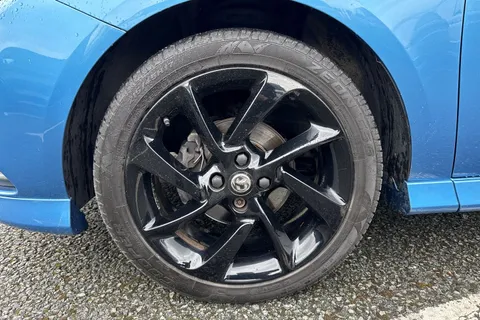 BV68EKD Vauxhall Corsa 1.4i ecoTEC SRi VX Line Nav Black Euro 6 3dr Thumbnail #13