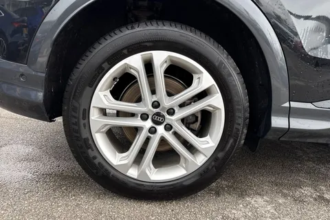 PJ75AAX Audi Q5 SUV Sport e-hybrid quattro 299 PS S tronic Thumbnail #12