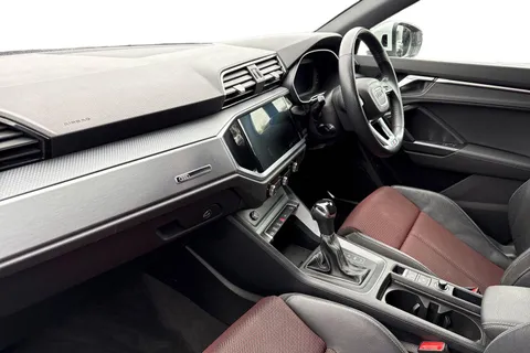 MV20VSA Audi Q3 S line 35 TDI  150 PS S tronic Thumbnail #16