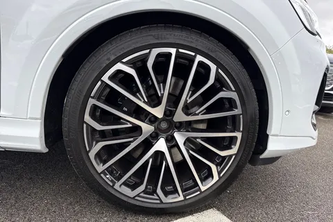 PK75YCZ Audi SQ7 SUV  Vorsprung TFSI  507 PS tiptronic Thumbnail #13