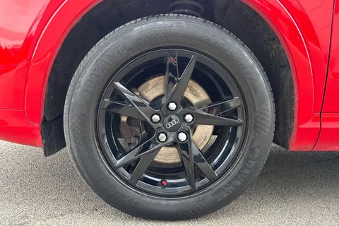 YY18RXH Audi Q3 1.4 TFSI CoD Sport Euro 6 (s/s) 5dr Thumbnail #13