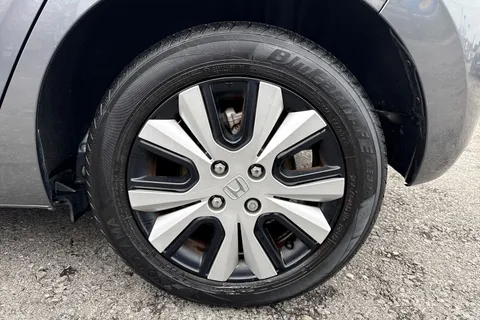 OU23YMJ Honda Jazz 1.5 i-MMD Hybrid SR 5dr eCVT Thumbnail #16