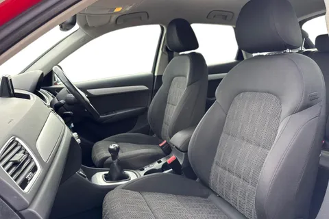 YY18RXH Audi Q3 1.4 TFSI CoD Sport Euro 6 (s/s) 5dr Thumbnail #17