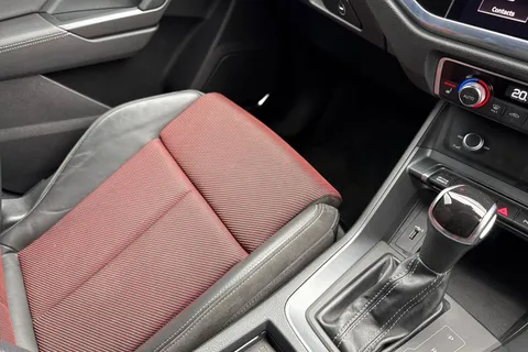 MV20VSA Audi Q3 S line 35 TDI  150 PS S tronic Thumbnail #21