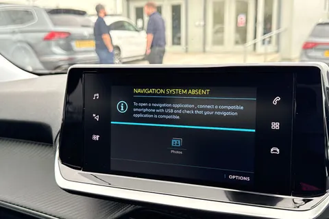 BG22DKY PEUGEOT e-2008 50kWh Allure Premium Auto 5dr (7kW Charger) Thumbnail #18