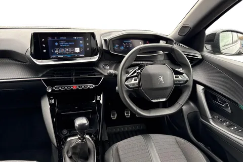 DE23ZGJ PEUGEOT 2008 1.2 PureTech Allure Premium + Euro 6 (s/s) 5dr Thumbnail #19