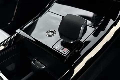  Land Rover Range Rover Sport 3.0 D300 MHEV Dynamic SE Auto 4WD Euro 6 (s/s) 5dr Thumbnail #17