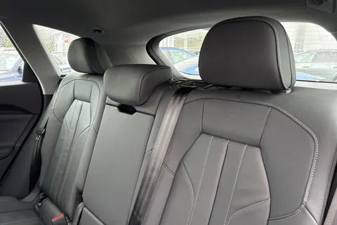 PJ75AAX Audi Q5 SUV Sport e-hybrid quattro 299 PS S tronic Thumbnail #19