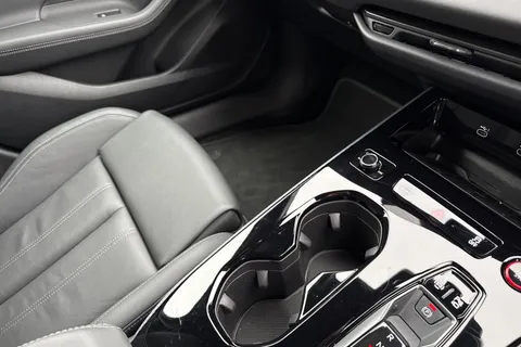 DC75CZU Audi A5 Avant Launch Edition TDI  204 PS S tronic Thumbnail #20