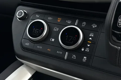  Land Rover Defender 110 3.0 D250 MHEV X-Dynamic SE Auto 4WD Euro 6 (s/s) 5dr Thumbnail #20