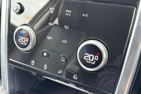 22 of 62 for Land Rover Discovery Sport 2.0 D200 MHEV R-Dynamic HSE Auto 4WD Euro 6 (s/s) 5dr