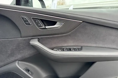 PK75YCZ Audi SQ7 SUV  Vorsprung TFSI  507 PS tiptronic Thumbnail #21
