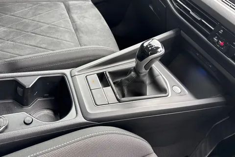 MJ70NLX Volkswagen Golf 1.5 TSI Style 5dr Thumbnail #24