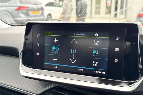 BG22DKY PEUGEOT e-2008 50kWh Allure Premium Auto 5dr (7kW Charger) Thumbnail #23