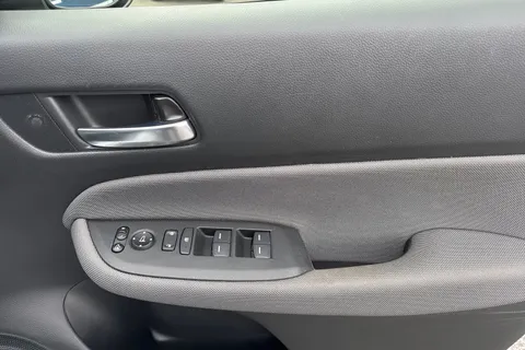 ML23LVC Honda Jazz 1.5 i-MMD Hybrid Crosstar EX 5dr eCVT Thumbnail #24