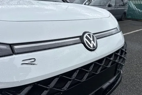  Volkswagen T-Roc 1.5 eTSI MHEV R-Line DSG Euro 6 (s/s) 5dr Thumbnail #25