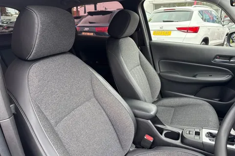 OU23YMJ Honda Jazz 1.5 i-MMD Hybrid SR 5dr eCVT Thumbnail #25