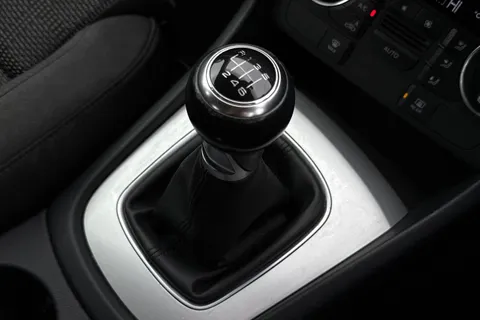 YY18RXH Audi Q3 1.4 TFSI CoD Sport Euro 6 (s/s) 5dr Thumbnail #24