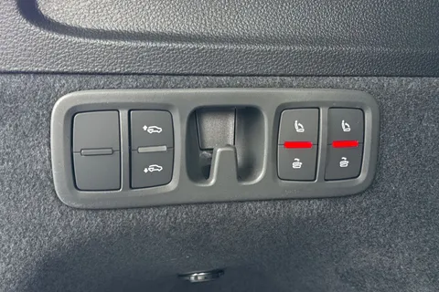 PK75YCZ Audi SQ7 SUV  Vorsprung TFSI  507 PS tiptronic Thumbnail #25