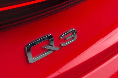 YY18RXH Audi Q3 1.4 TFSI CoD Sport Euro 6 (s/s) 5dr Thumbnail #26