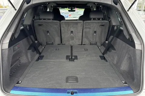 PK75YCZ Audi SQ7 SUV  Vorsprung TFSI  507 PS tiptronic Thumbnail #26