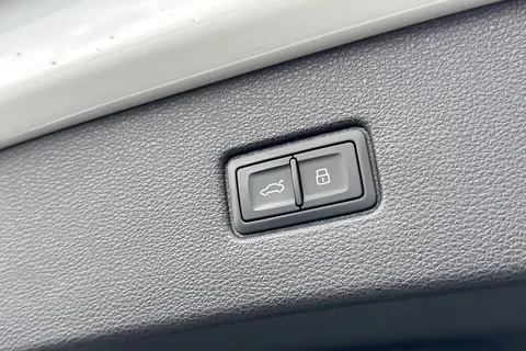 PK75YCZ Audi SQ7 SUV  Vorsprung TFSI  507 PS tiptronic Thumbnail #27