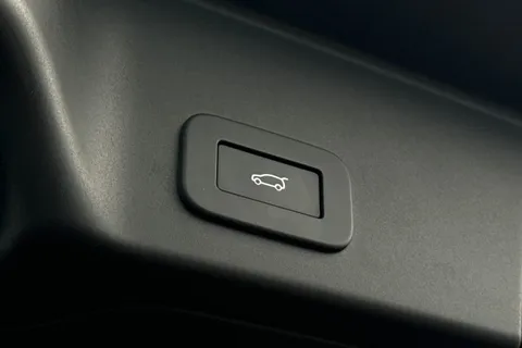 KY24GPK Land Rover Range Rover Evoque 2.0 D200 Dynamic HSE 5dr Thumbnail #27