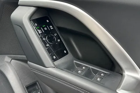 PJ75AAX Audi Q5 SUV Sport e-hybrid quattro 299 PS S tronic Thumbnail #28