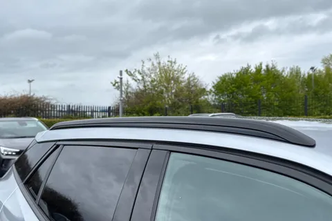 BG22DKY PEUGEOT e-2008 50kWh Allure Premium Auto 5dr (7kW Charger) Thumbnail #30