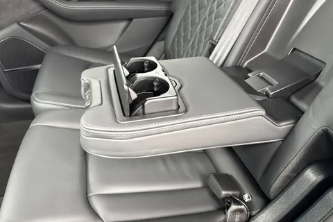 PK75YCZ Audi SQ7 SUV  Vorsprung TFSI  507 PS tiptronic Thumbnail #31