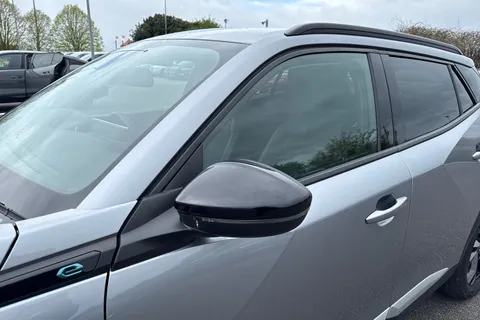 BG22DKY PEUGEOT e-2008 50kWh Allure Premium Auto 5dr (7kW Charger) Thumbnail #31