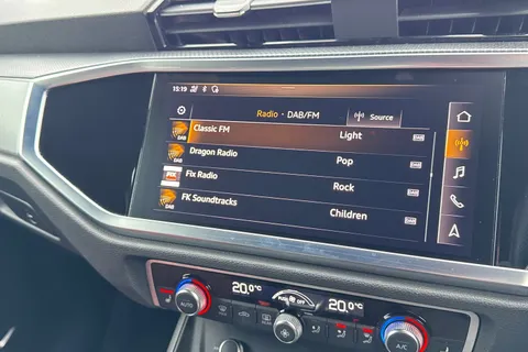 MV20VSA Audi Q3 S line 35 TDI  150 PS S tronic Thumbnail #35